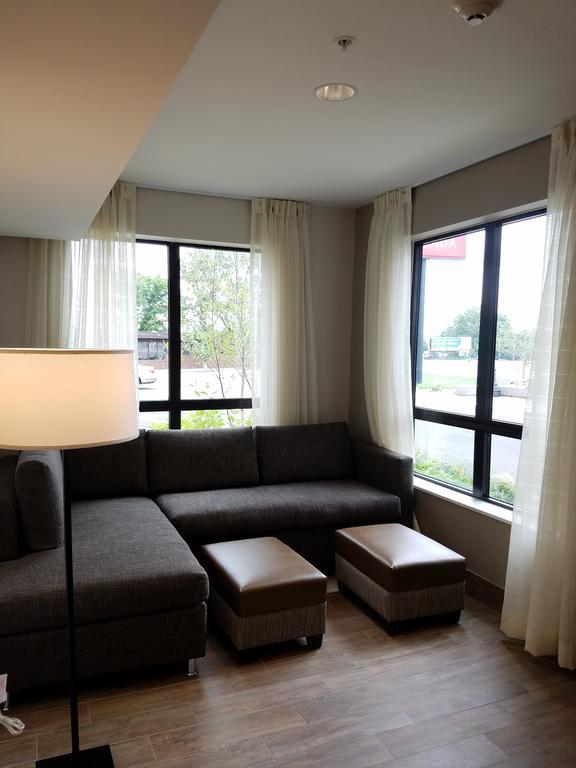 รามาดา บาย วินด์แฮม มินนิอาโปลิส โกลเดน แวลเลย์ Hotel Golden Valley ภายนอก รูปภาพ