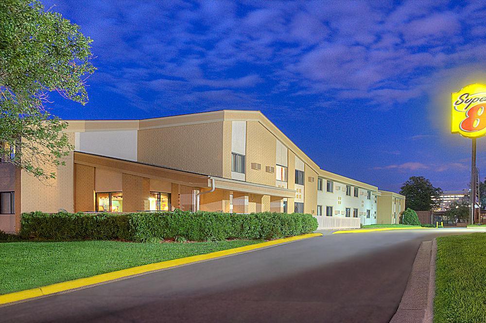 รามาดา บาย วินด์แฮม มินนิอาโปลิส โกลเดน แวลเลย์ Hotel Golden Valley ภายนอก รูปภาพ